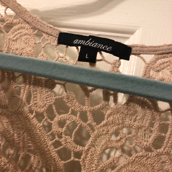 Crochet tan crop top ✨ size L - Picture 3 of 4